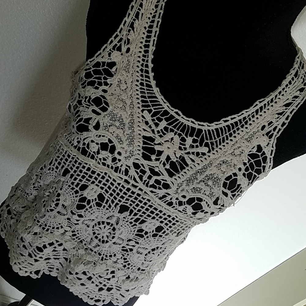 💚 5 for $25 💚 Cream top